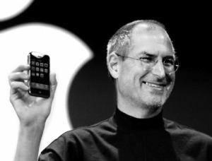 Steve-Jobs-iPhone-launch