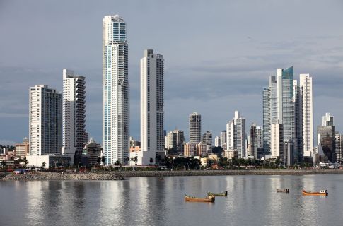 Argo Estrategia Skyline-of-Panama-City